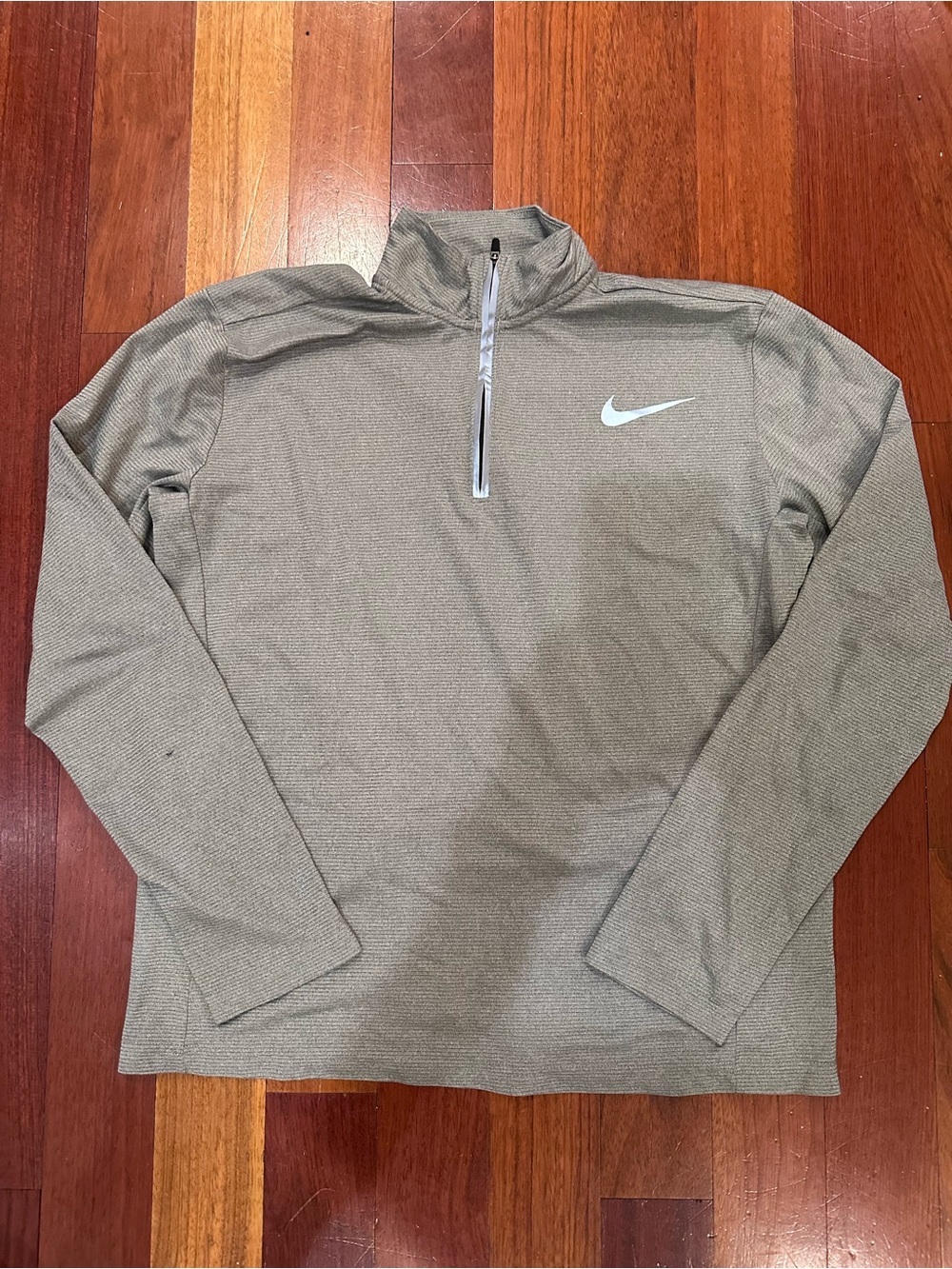 Nike Boys XL Lt Gray Half-Zip Dri-Fit Long Sleeve Pullover